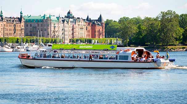 Hop-on Hop-off båt i Stockholm